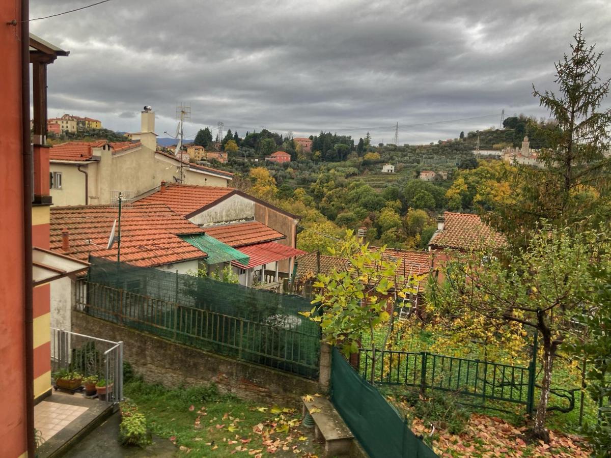 La Casa Rossa Arcola Con Vista Villa Luaran gambar