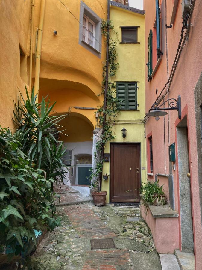 La Casa Rossa Arcola Con Vista Villa Luaran gambar