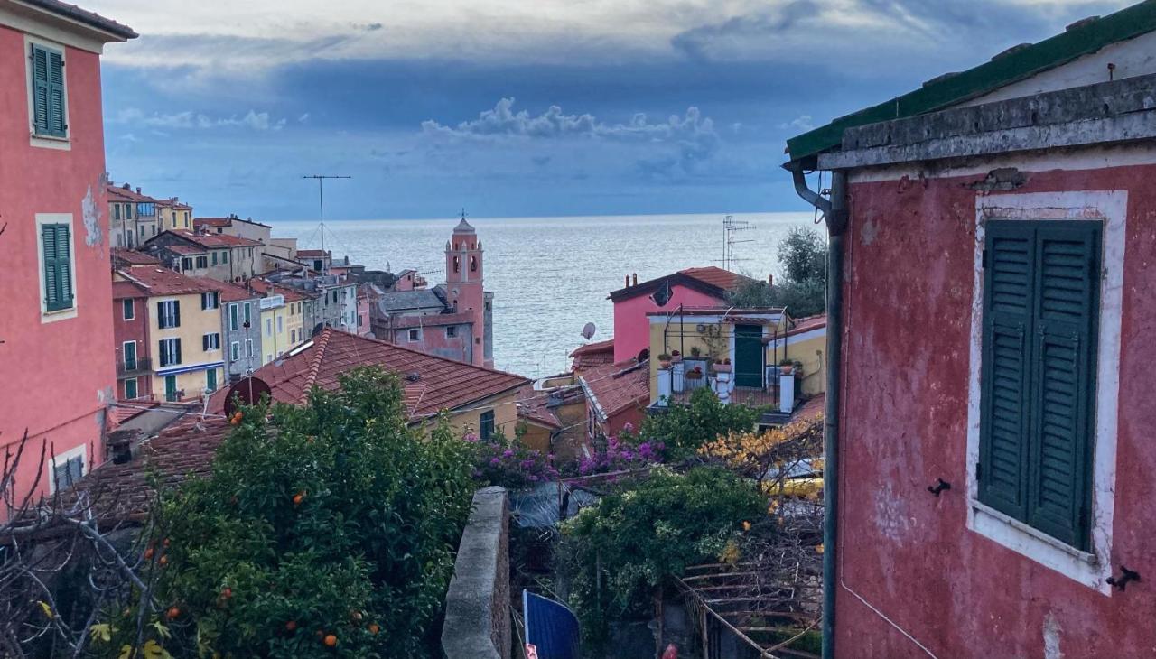 La Casa Rossa Arcola Con Vista Villa Luaran gambar